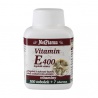 Vitamin E přispívá k ochraně buněk před oxidativním stresem, který vzniká nerovnováhou mezi volnými radikály a antioxidanty.