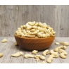Skvělé a křupavé kešu natural z Afriky v té nejlepší kvalitě a za akční cenu! Velké plody nasládlé chuti. Nejoblíbenější produkt našich zákazníků. Oříšky obsahují nejvíce hořčíku ze všech ořechů.