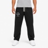 TITANUS TP001 jsou pánské sportovní tepláky. Mají kapsy, stahování v pase a logo TITANUS na nohavici.
